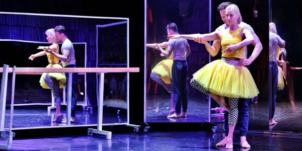 nemzeti táncszínház-tükörben2